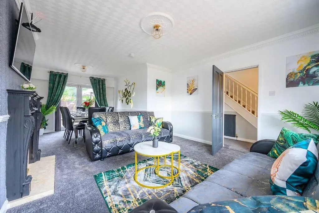 *328Ol* For Your Relaxed & Cosy Stay + Parking 리즈